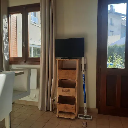 Dom wakacyjny Maisonnette Au Bord Du Sierroz Aix-les-Bains