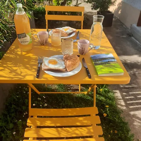 Dom wakacyjny Maisonnette Au Bord Du Sierroz Aix-les-Bains