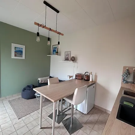 Ferienhaus Maisonnette Au Bord Du Sierroz Aix-les-Bains
